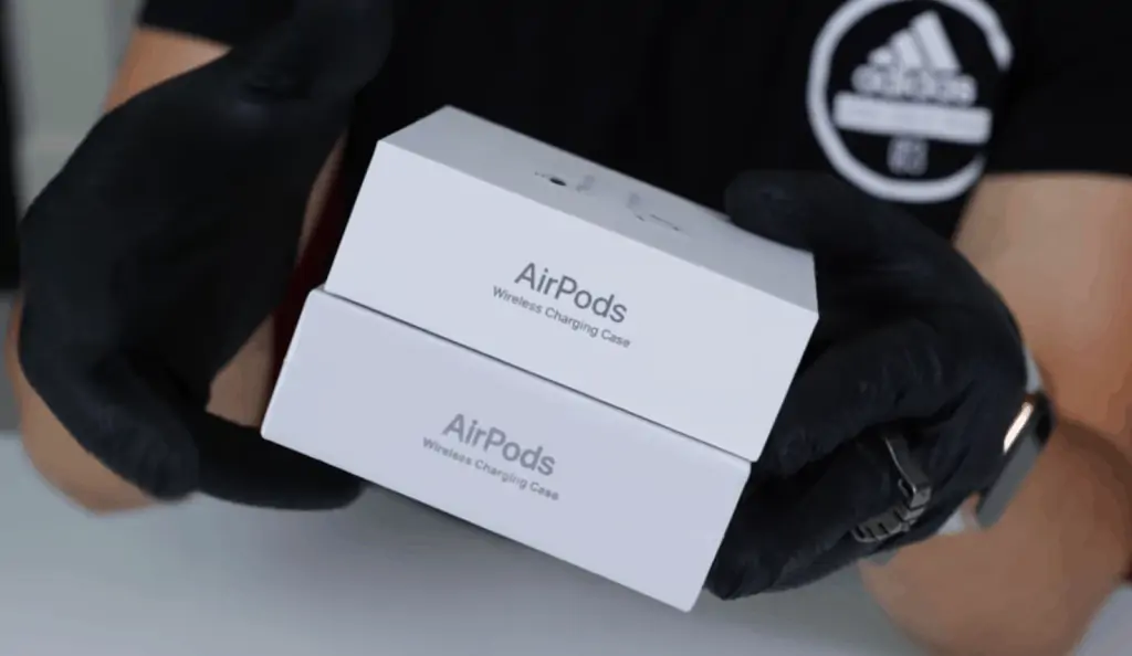 how to spot fake airpods 2